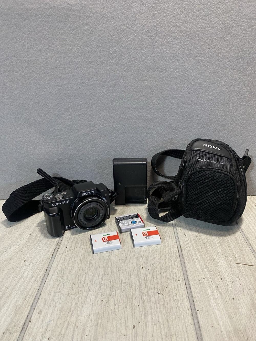 Sony Cyber-Shot DSC-H10 8.1MP 10x Optical Zoom Digital Camera